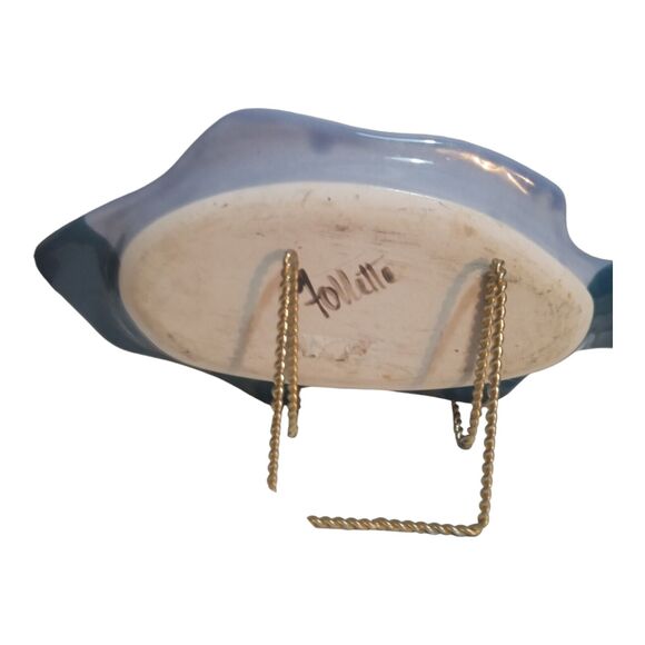 Kent Follette Signed Art Pottery 12½" Royal Blue Floral Fish Shaped Tray - Picture 6 of 10